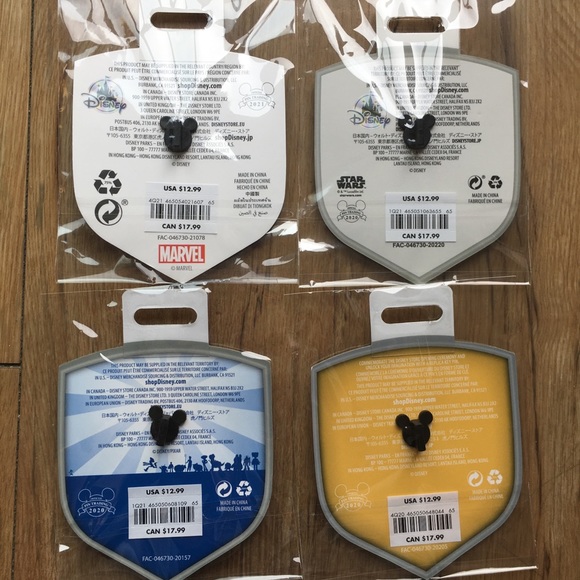 NWT Disney Keys Special Edition Bundle - Picture 2 of 7